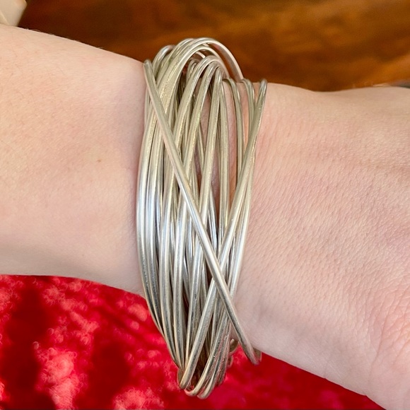 Silpada 21 Bangle Salute Bracelet - Picture 3 of 6